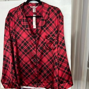Victoria Secret Long Sleeve shirt  - size XXL